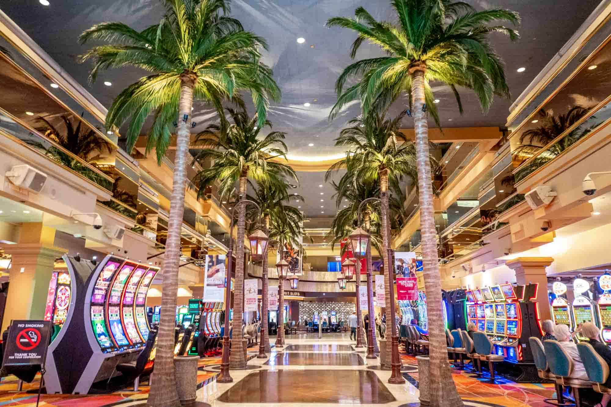 Slot Makinelerde Kazanma Ritüelleri: İstatistiklerin Gizemi